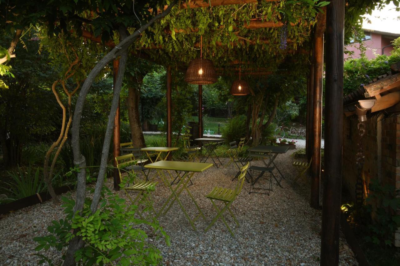 Agriturismo Il Gioco Dell'Oca Бароло Экстерьер фото