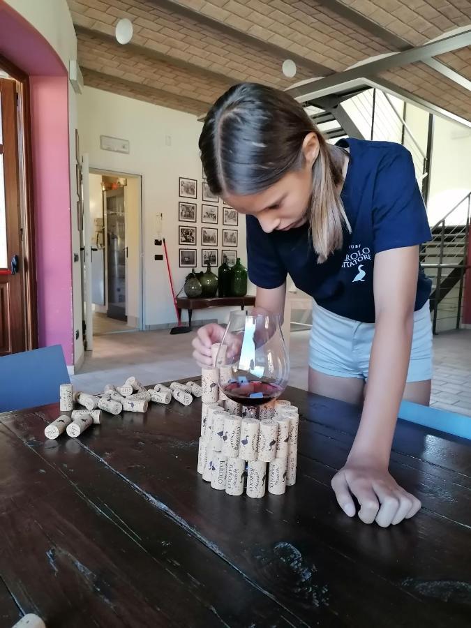Agriturismo Il Gioco Dell'Oca Бароло Экстерьер фото